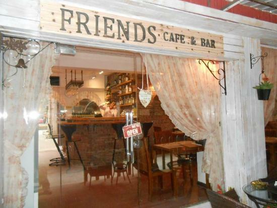 Friends Coffee&Pub